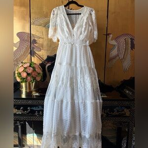 NEW Elegant White Lace Dress - Size M - White, Bridal, Boho